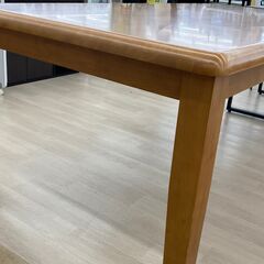 A-334　★ジモティ割引あり★【リユースのサカイ野々市店】　ダイニングテーブル  木製  ナチュラル　78(幅)×88(奥行き)×70(高さ)cm ※クリーニング済みの画像