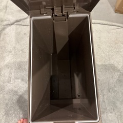 ペダル式ゴミ箱 45Lの画像