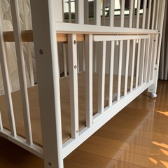 【KATOJI ベビーベッド 説明書付き】／24ヶ月まで使用可／安全・清潔 の画像