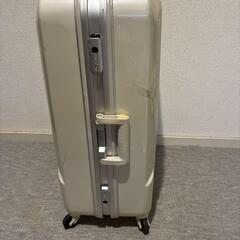 キャリーケース　70〜75L前後　１週間の画像