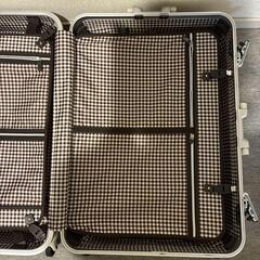 キャリーケース　70〜75L前後　１週間の画像