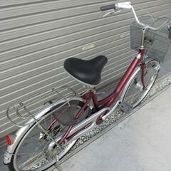 E581　★限定特価★ 中古自転車 【24インチ　軽快車　LEDオートライト　エンジ 】 アルミフレーム(*^▽^*)の画像