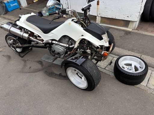 商談中　
中華逆トライク　排気量200cc