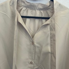 【美品】リボンタイブラウスＬの画像