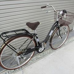 E583　★限定特価★ 中古自転車 【27インチ　軽快車　ブラック　6段　LEDオートライト 】の画像