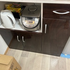 【激安】食器棚　の画像