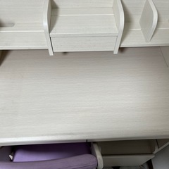 お話中です🙇‍♀️学習机　ファンシー　の画像