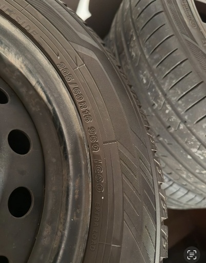 冬用タイヤ(205/60R16)