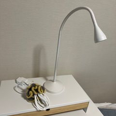 IKEA ネーヴリンゲ　デスク照明 の画像