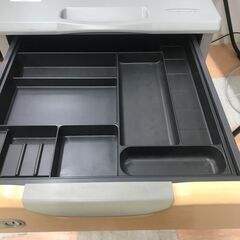 【ジャングルジャングル石川金沢店】  鍵付きキャビネット グレー/木目調 W40×D60×H60 クリーニング済み												の画像