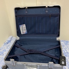 【新品　未使用】 Mercedes-Benz オリジナル　 スーツケースの画像