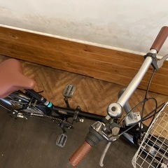 【後輪タイヤ・後輪チューブ新品！】 LEDオートライト　6段変速　20インチ折りたたみ自転車　マットブラックの画像
