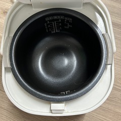 炊飯器の画像