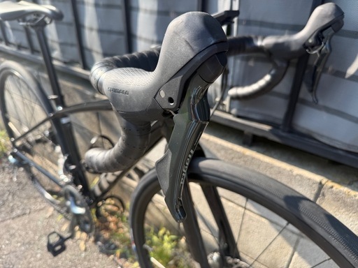 【再出品】トレック　TREK DOMANE AL4 2021