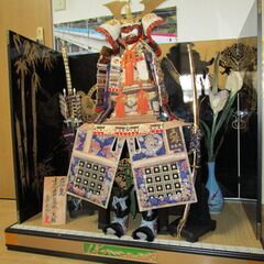 ●週末限定値下げ！●定価20万円相当「鎧兜」五月人形、日本コンセプトの「コンカフェ」や「民泊」等に！の画像
