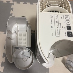SHARP 加湿器の画像