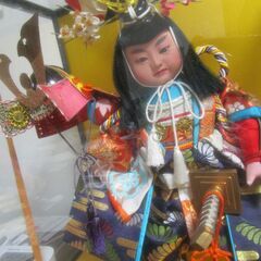 定価10万円相当、ガラスケース入りの「特選武者人形」五月人形、日本コンセプトの「コンカフェ」や「民泊」等に！の画像