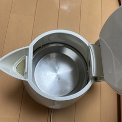 電気ケトルの画像