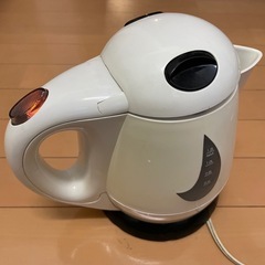 電気ケトルの画像