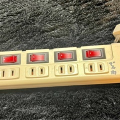 個別4個口電源タップの画像