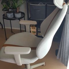 IKEA GRUPPSPEL（グンナレード ベージュ）ゲーミングチェアの画像