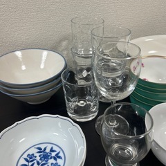 食器まとめ販売(1つ10〜50円)の画像