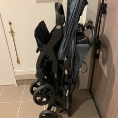 ほぼ新品　カトージ　２人でゴーDX 双子ベビーカーの画像