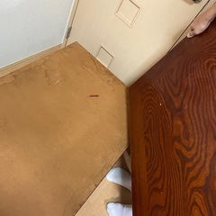 10/19まで　テーブルの画像