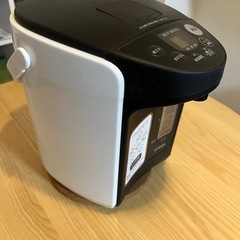 電気ポットの画像