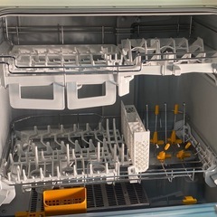& 食器洗い乾燥機　Panasonic パナソニック　NP-TR9-W 2016年製　通電確認のみの画像