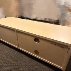 テレビ台の画像