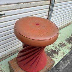 昭和レトロなスツール★シャネルの画像