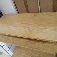 リユースのサカイ栃木店★ジモティ割あり★  ラック ライトブラウン×シルバー W84×D40×H120 クリーニング済み TC11056の画像