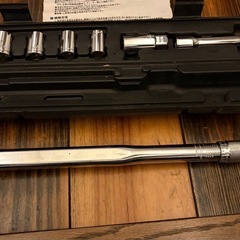 プリセット型200Nmトルクレンチ　12.7mmの画像
