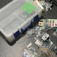 工具箱　金具色々の画像