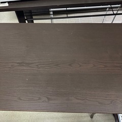 143 ハイテーブルの画像