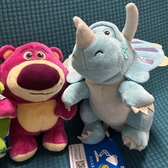 タグ付きトイ.ストーリー ひっかけぬいぐるみ3体の画像
