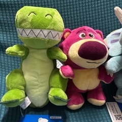 タグ付きトイ.ストーリー ひっかけぬいぐるみ3体の画像