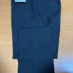 【新品•未使用】ユニクロ　感動パンツ（2枚セット）の画像