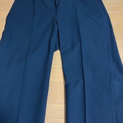 【新品•未使用】ユニクロ　感動パンツ（2枚セット）の画像