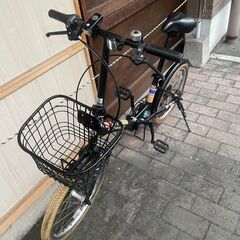 リサイクルショップどりーむ荒田店　No536 折りたたみ自転車　フォルクスワーゲン　２０インチ　ギア切り替え付き　ライト付き　折りたたみ可能で便利♪　状態良好♪の画像