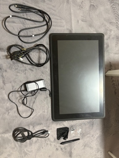 ペンタブレット　ワコム 液タブ Wacom Cintiq 22 FHD ブラック DTK2260K1D