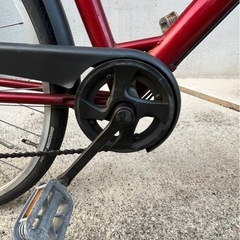 【自転車・ママチャリ】6段変速のワインレッド自転車の画像