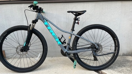 【マウンテンバイク】Trek トレック Marlin5 2022年モデル