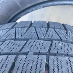 ナンカンのスタッドレス245/45-184本
セット  の画像