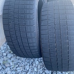 ナンカンのスタッドレス245/45-184本
セット  の画像