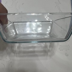 ガラスの食器の画像