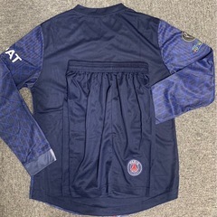 激安！サッカーユニフォーム！珍しいPSG長袖、Lサイズ、上下セットの画像