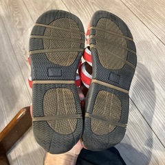 ブランド🔴スニーカー23.5センチの画像