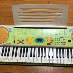 CASIO 光ナビゲーションキーボード 電子ピアノ ＬＫ－３７の画像